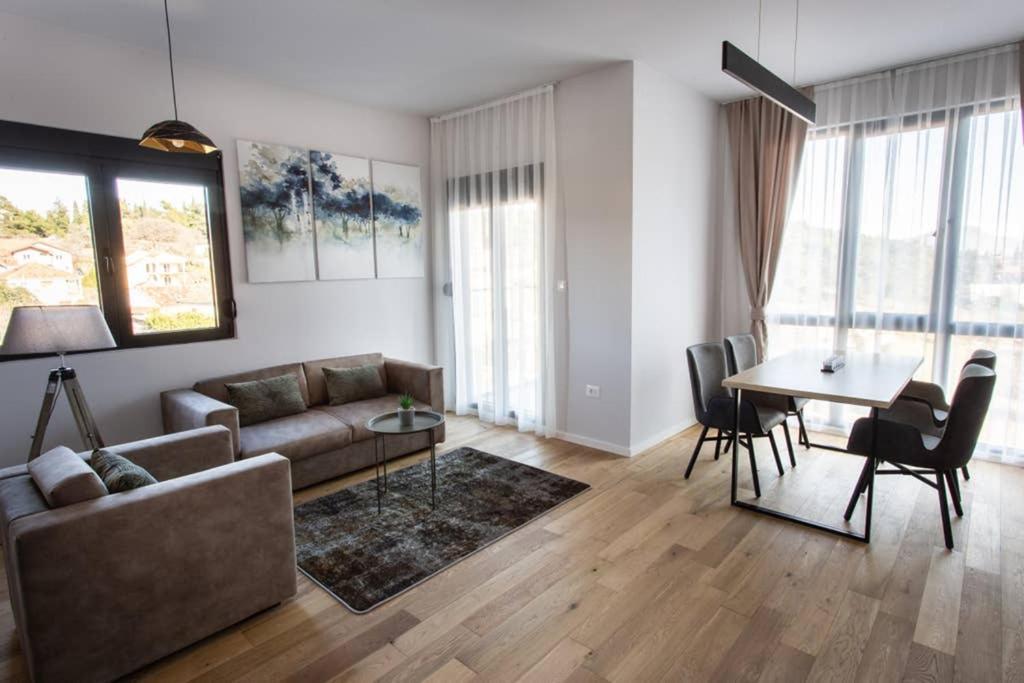 Lina - Pg, Gorica Park View Apartment Подгорица Екстериор снимка